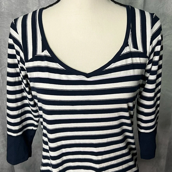 Columbia Omni-Wick Performance Navy, White & Lavender Striped U-Neck 3/4 Sleeve - Picture 2 of 10